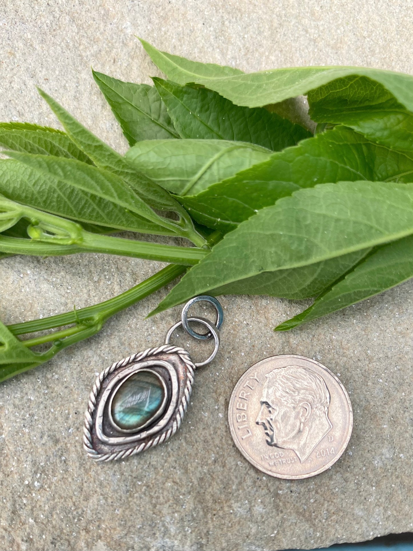 labradorite pendant