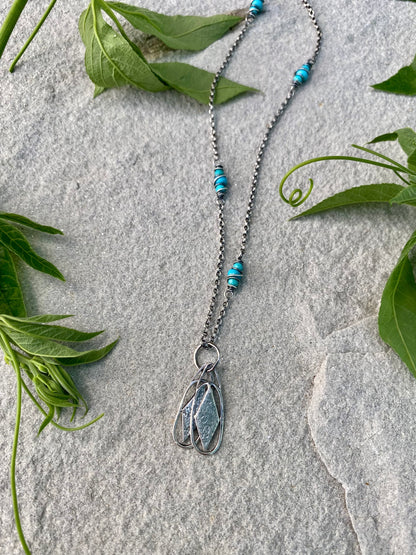 turquoise satellite chain