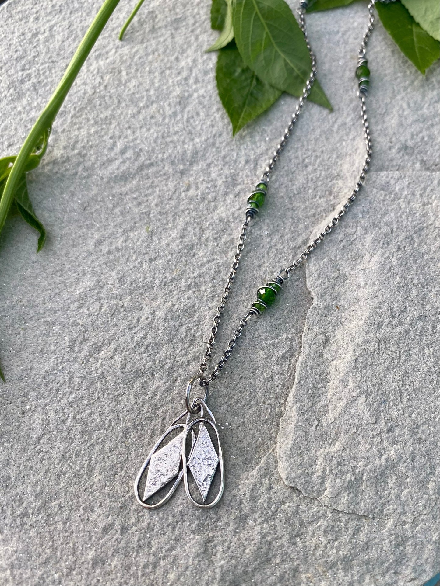 chrome diopside satellite chain