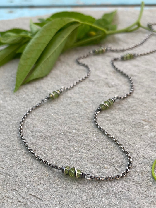 peridot satellite chain
