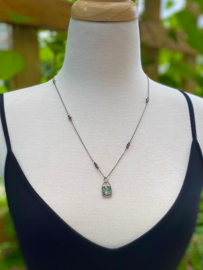 garnet satellite chain
