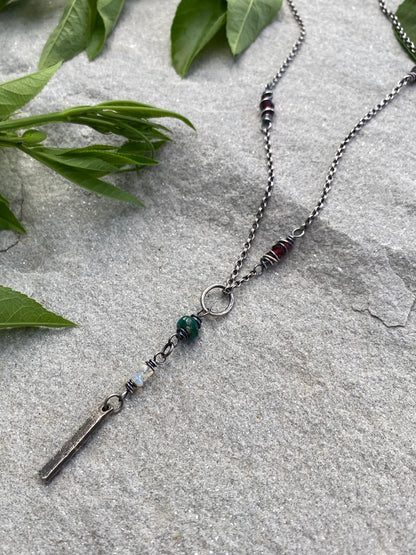 short wavy gem pendant