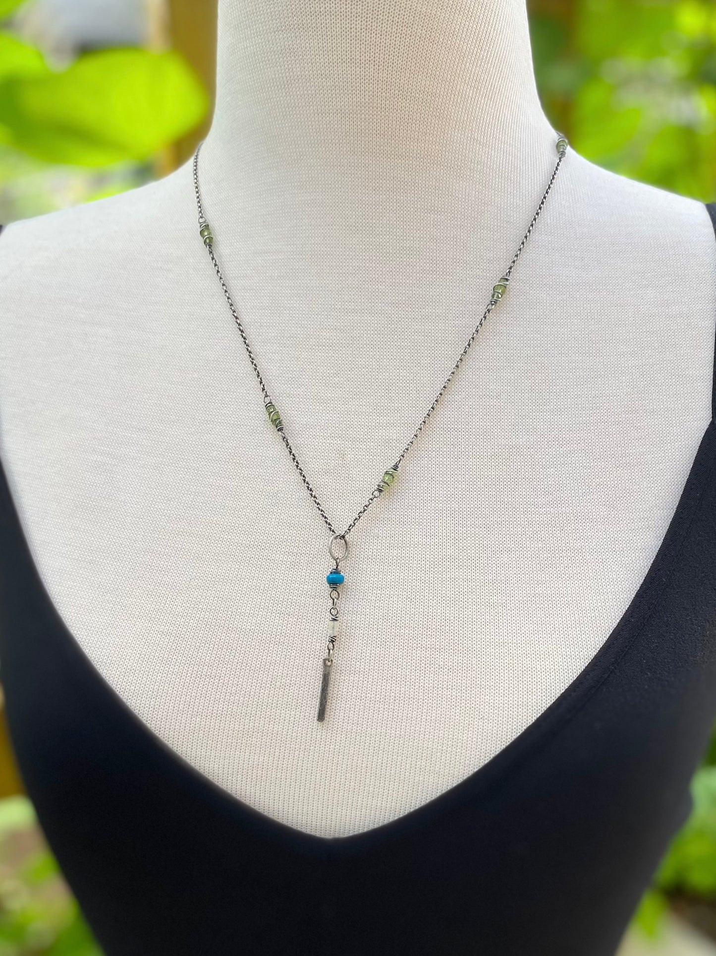 short wavy gem pendant