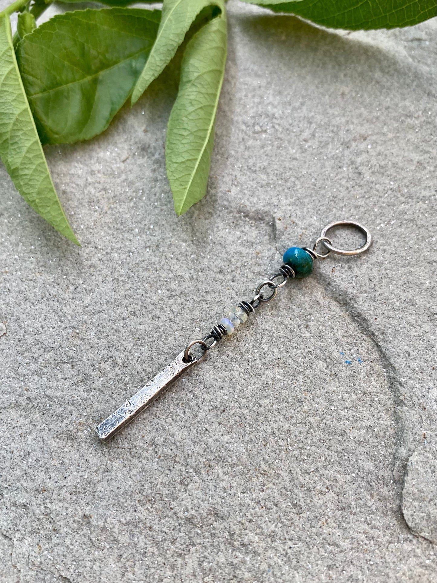 short wavy gem pendant