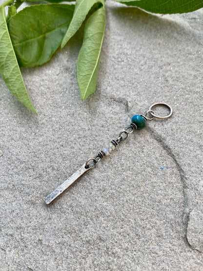 short wavy gem pendant