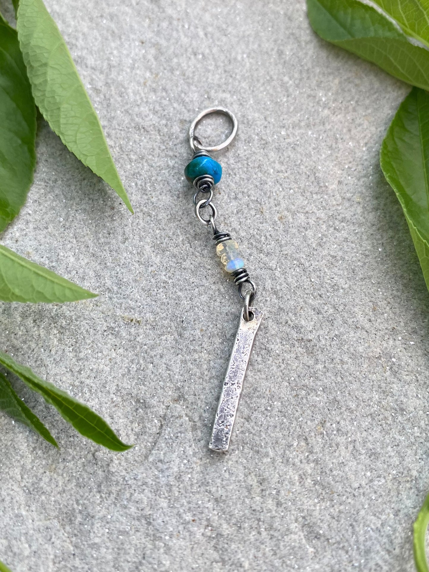 short wavy gem pendant