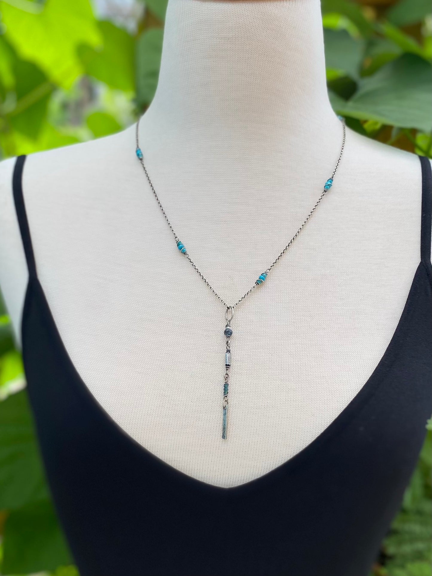 turquoise satellite chain
