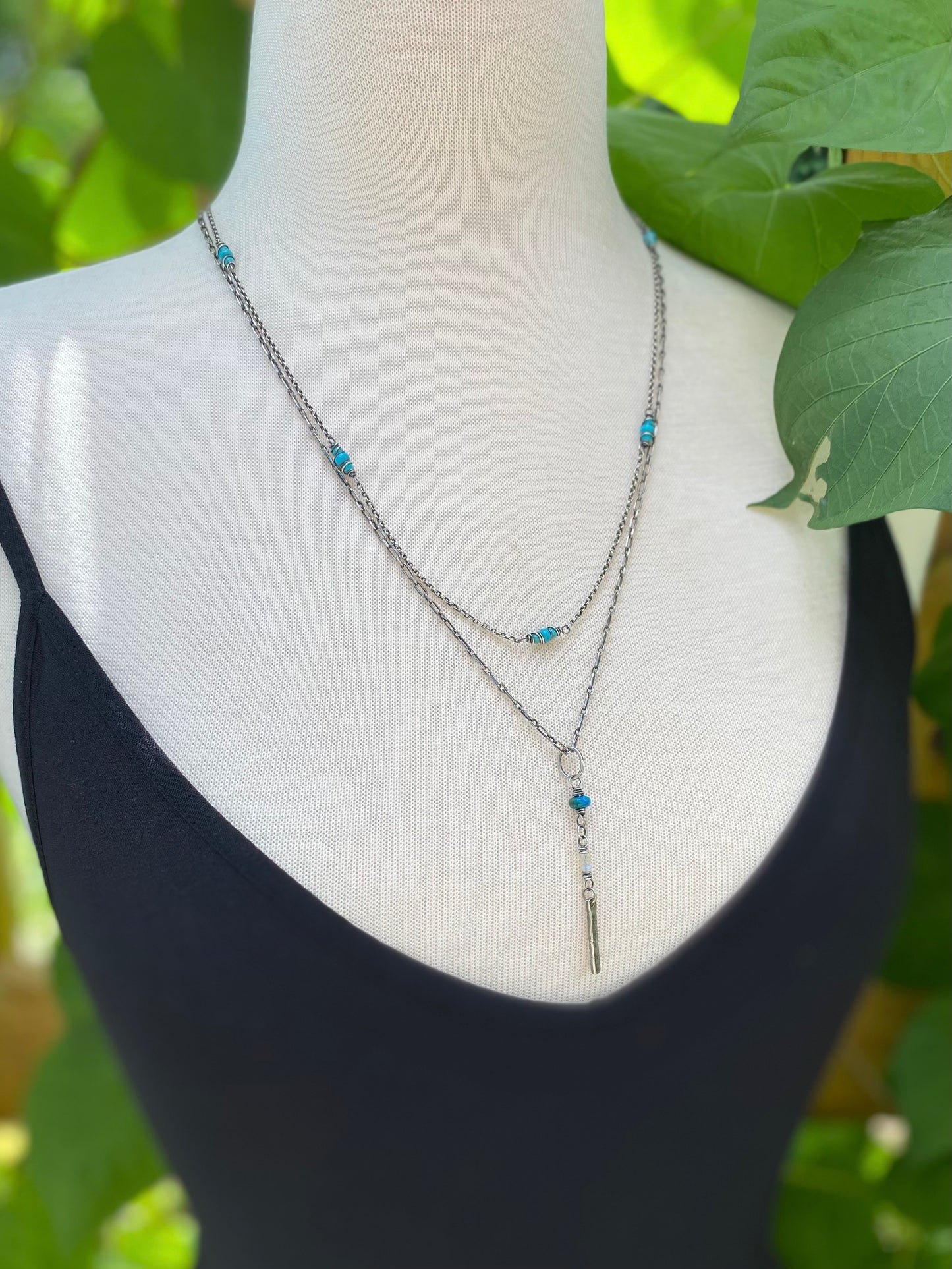 turquoise satellite chain