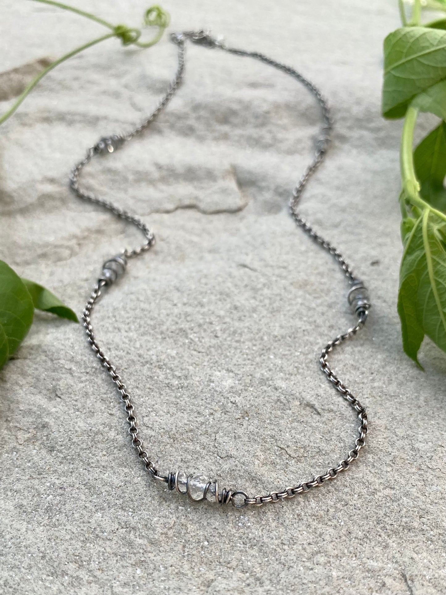 crystal quartz satellite chain