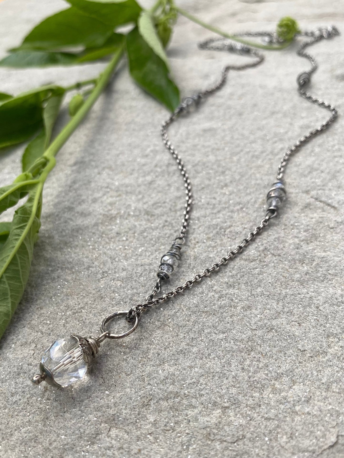 crystal quartz satellite chain