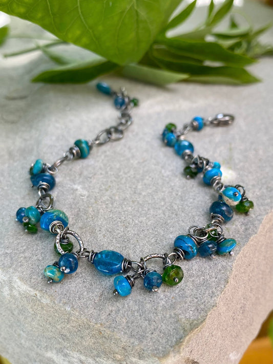 peruvian opal & chrome diopside beaded bracelet