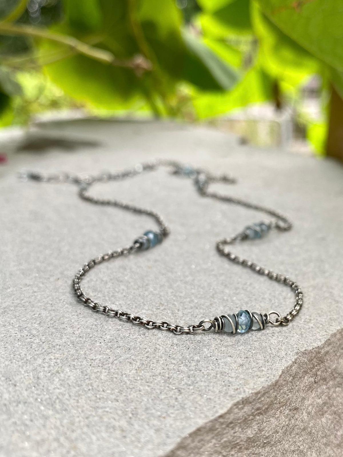 aquamarine satellite chain