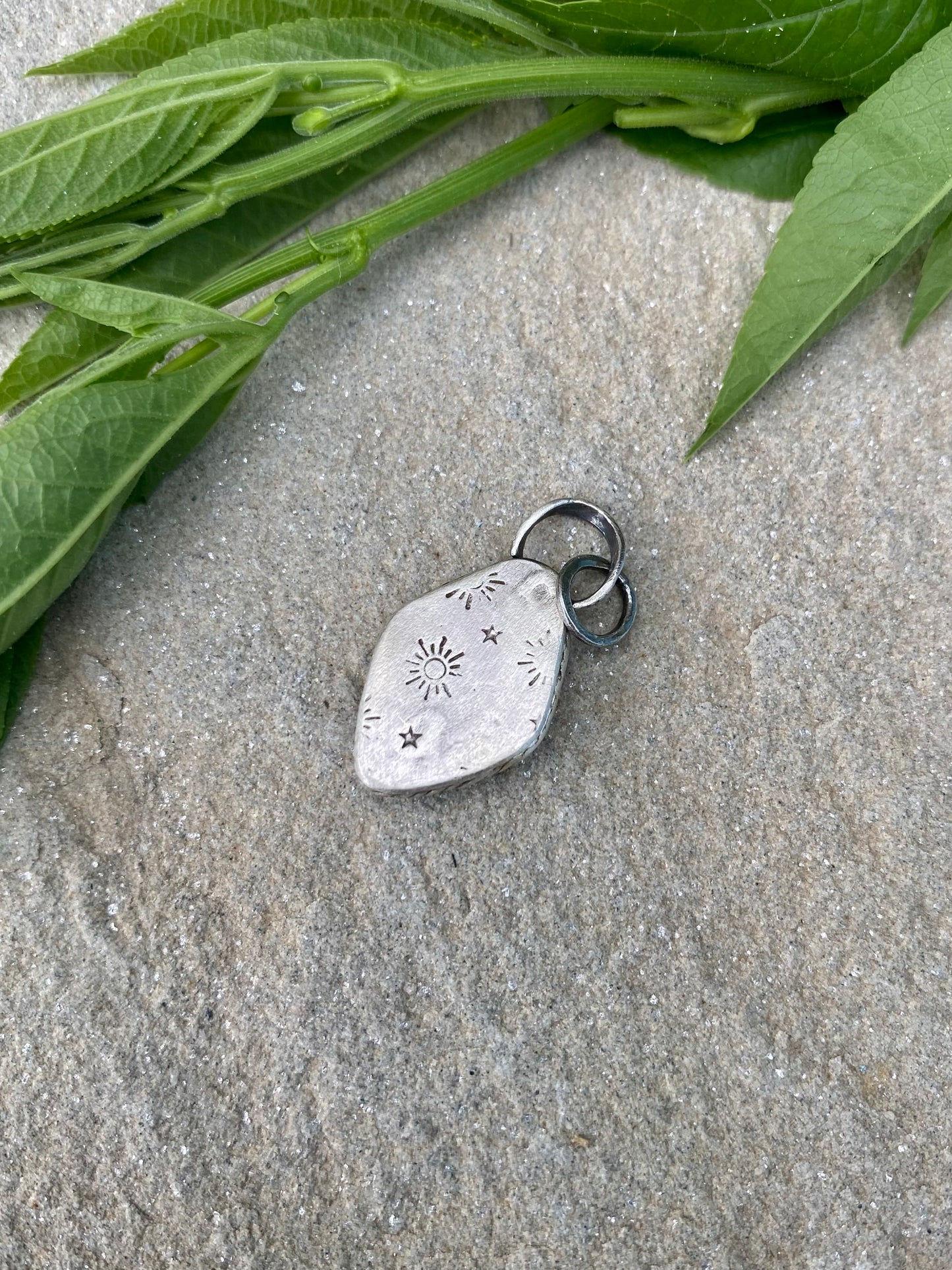 labradorite pendant