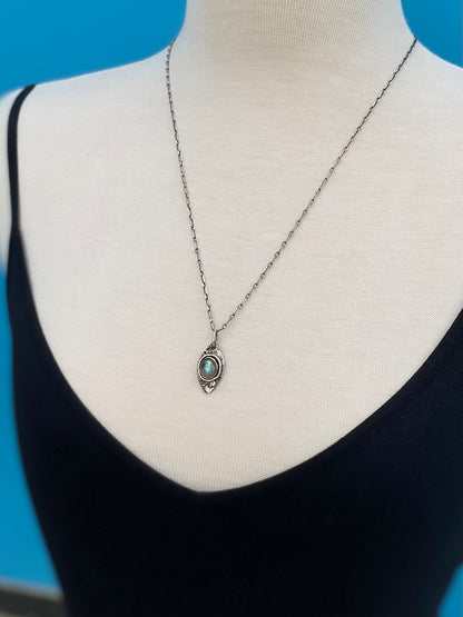 earthy labradorite pendant