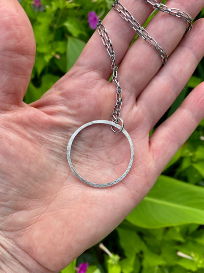 imprinted circle necklace