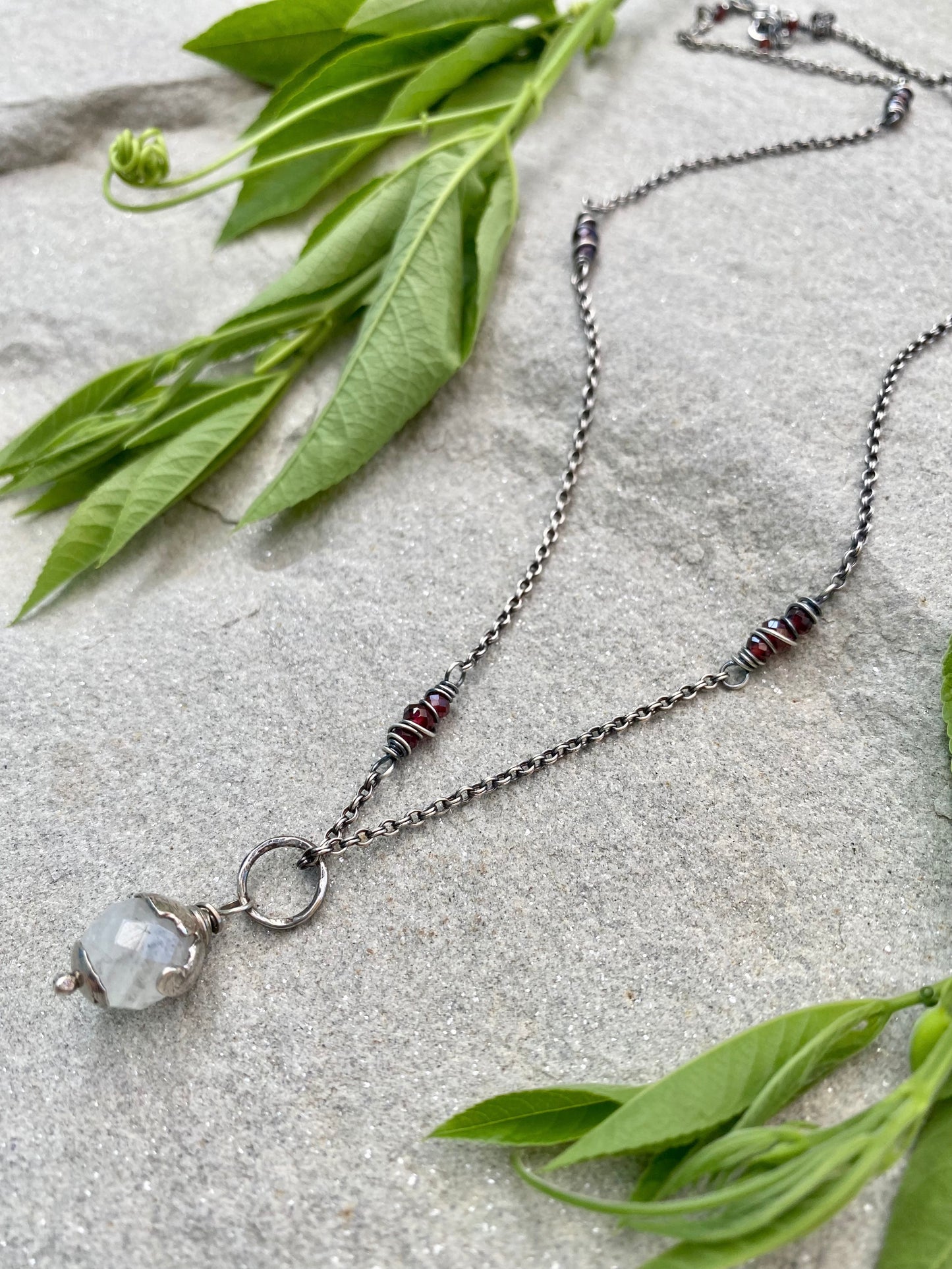 garnet satellite chain