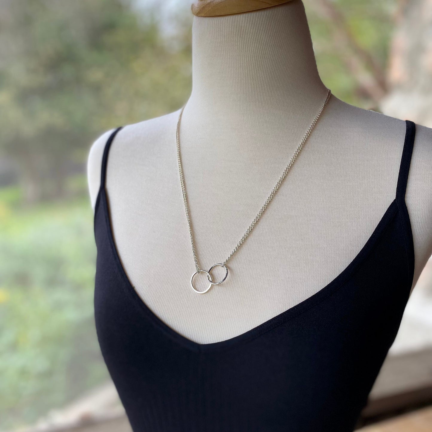 Interlocking Circle Necklace, Equally Sized Sterling Silver Infinity Necklace, 2 Connected Hammered Rings, Best Friend or Anniversary Gift